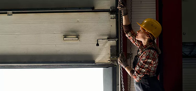Addressing Common Garage Door Stoppage Issues in Walla Walla, WA